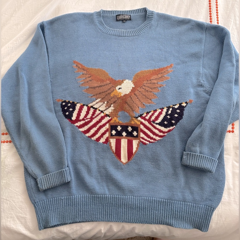 *SOLD* Vintage Lands End Blue American Flag Eagle Crest Drum Back Sweater Men XL